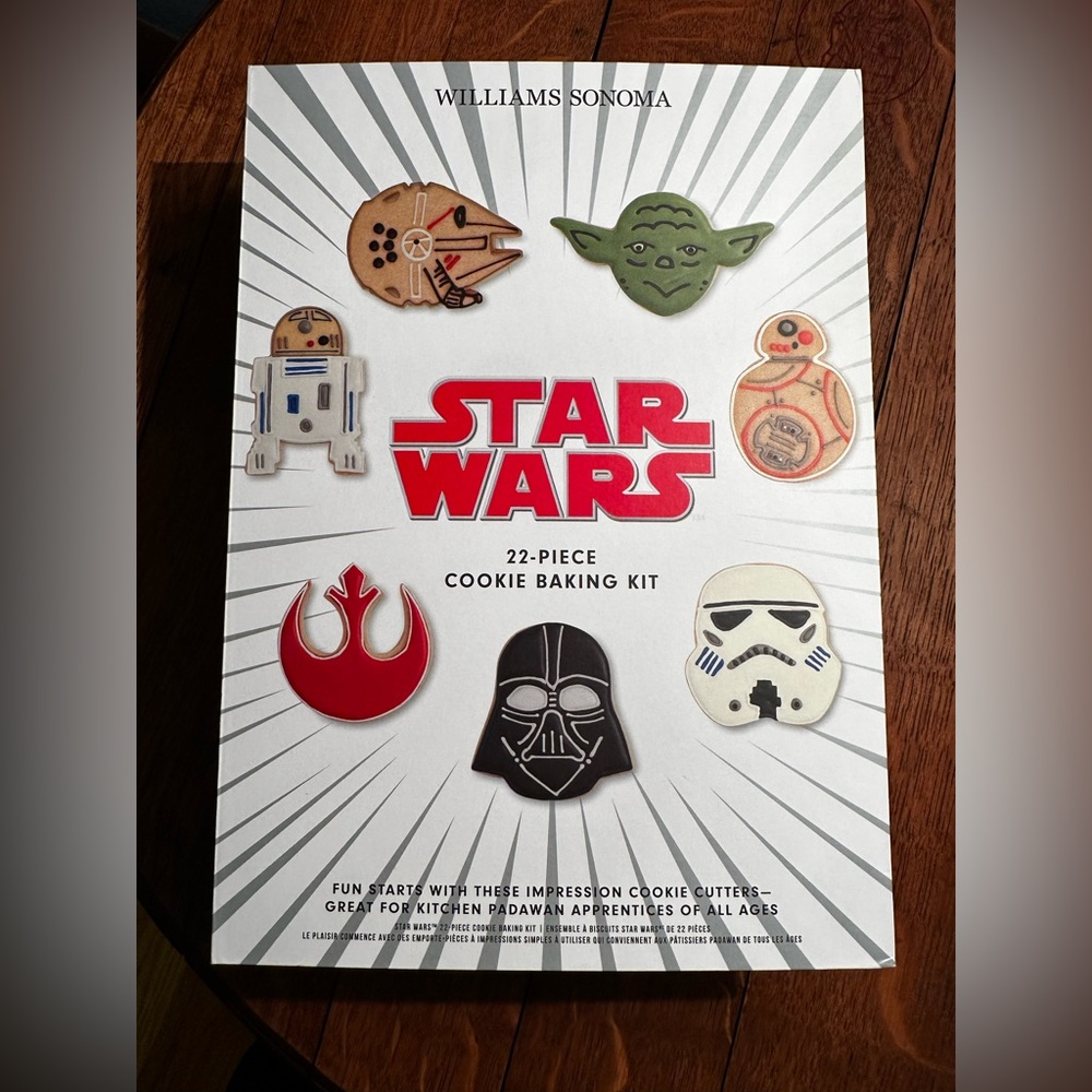 Star Wars Red Cookie Baking Kit NEVER USED